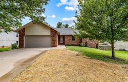 808 N 13th Street, Ozark, MO 65721