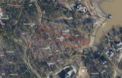105 Armory Ct (Battery Ct.), Ninety Six, SC 29666