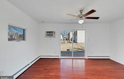83 W 5TH STREET, POTTSTOWN, PA 19464