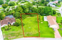 720 SE River Court, Port Saint Lucie, FL 34983