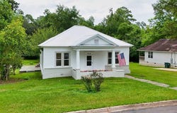 712 Young St, Thomasville, GA 31792