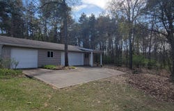 2180 Harwood Road, Ionia, MI 48846