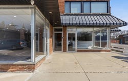 505 S La Grange Road, La Grange, IL 60525
