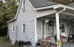 1403 Mayfield Road, Paducah, KY 42003