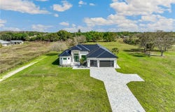 6201 Greenbriar Farms Road, Fort Myers, FL 33905