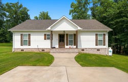 154 SUMMER PLACE Ln, Arley, AL 35541