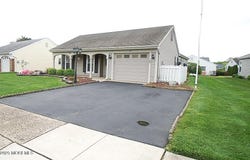 27 Wycombe Way, Manchester, NJ 08759