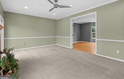 34 SHARA LANE, PENNINGTON, NJ 08534