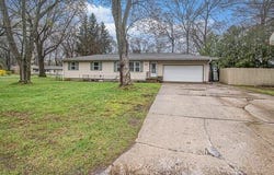 2737 Patricia Drive, Muskegon, MI 49445