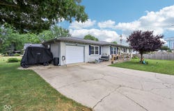 121 Apple Street, Greenfield, IN 46140