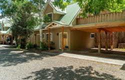 209 Los Pandos Rd, Taos, NM 87571