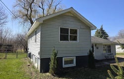 1973 Bock, Owosso, MI 48867