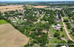 464 Brookhaven Drive, Woodway, TX 76712