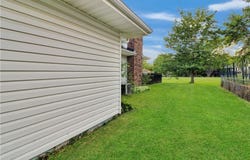 915 Ridge Drive, Warrensburg, MO 64093