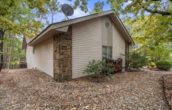 8 Lopez Circle, Hot Springs Village, AR 71909-0000
