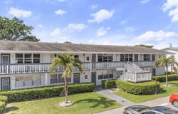 97 Oakridge H, Deerfield Beach, FL 33442