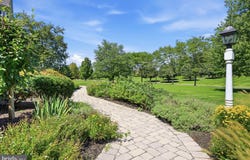 6 LAKE BALDWIN Drive, PENNINGTON, NJ 08534