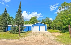 33418 W North Rd, Eckerman, MI 49728