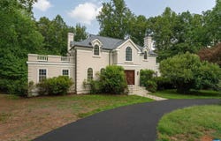 1235 INGLECRESS DR, Charlottesville, VA 22901
