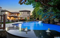 32 Hampshire Hill Road, Upper Saddle River, NJ 07458