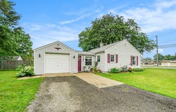 3419 E Main Street, Kalamazoo, MI 49048