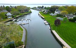 33 Lagoon Court, Jamesport, NY 11901