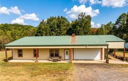 13033 N Hwy 59, Cedarville, AR 72932