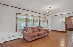 933 Biltmore Avenue, Toronto, OH 43964