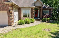 352 Duckhead Road, Lake Ozark, MO 65049