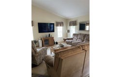 12110 Villa Dr, Conneaut Lake, PA 16316