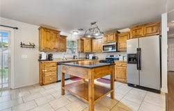807 E 7th Street, Grove, OK 74344