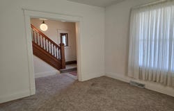 452 E CHESTNUT Street, Canton, IL 61520