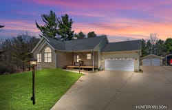 2355 18 Mile Road NE, Cedar Springs, MI 49319