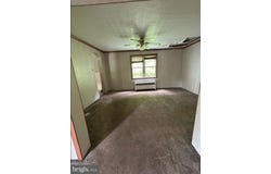 523 W MAHANOY AVENUE, GIRARDVILLE, PA 17935