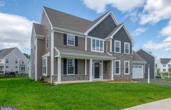 1028 STRAFFORD PLACE, LANCASTER, PA 17601
