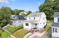 39 Fremont St, Lowell, MA 01850