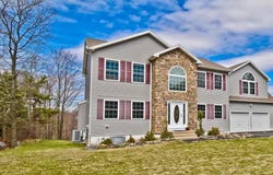 1091 Clover Road S, Long Pond, PA 18334