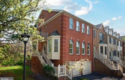 102 WINDING ROSE DR, ROCKVILLE, MD 20850