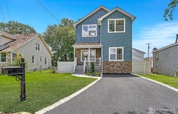 65 Bayview Street, Aberdeen, NJ 07721