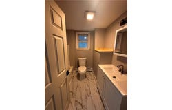 13 Esten Street, Providence, RI 02908