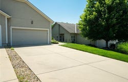 15577 Floyd Street, Overland Park, KS 66223
