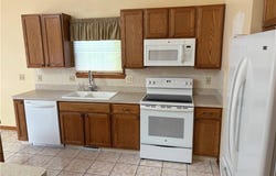 23676 Cottage Trail, Olmsted Falls, OH 44138