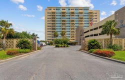825 Bayshore Dr, Pensacola, FL 32507