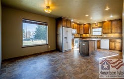 2931 Granite Ct, Cody, WY 82414