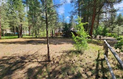 1616 E River Dr., Featherville, ID 83647