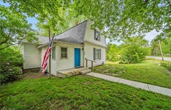 499 E Main Street, Madison, OH 44057