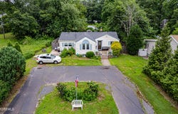 207 Lloyd Road, Matawan, NJ 07747