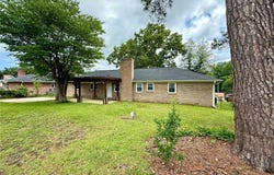 829 Dandridge Drive, Fayetteville, NC 28303