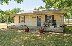 407 S Texas Street, Elmore City, OK 73433