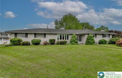 1156 Westbury Drive, Bethlehem City, PA 18017
